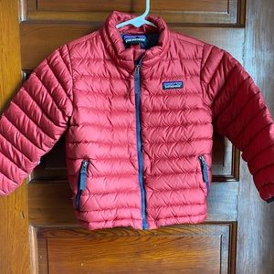 Patagonia down sweater 4t